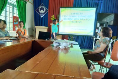 Hình ảnh buổi tập huấn ra đề kiểm tra theo thông tư