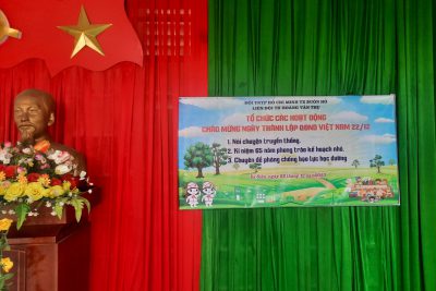 LIÊN ĐỘI TỔ CHỨC HOAT ĐỘNG CHÀO MỪNG NGAY 22-12- 2023 NÓI CHUYỆN TRUYỀN THỐNG