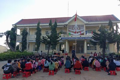 Liên đội tổ chức tuyên truyền quyền tham gia của trẻ em trong tiết chào cờ đầu tuần